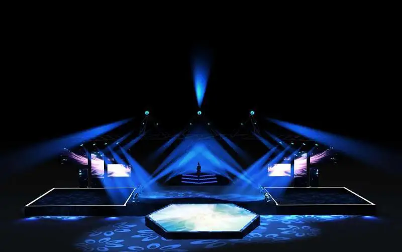 小玲玩手机游戏视频_小玲玩手机游戏_小林玩游戏