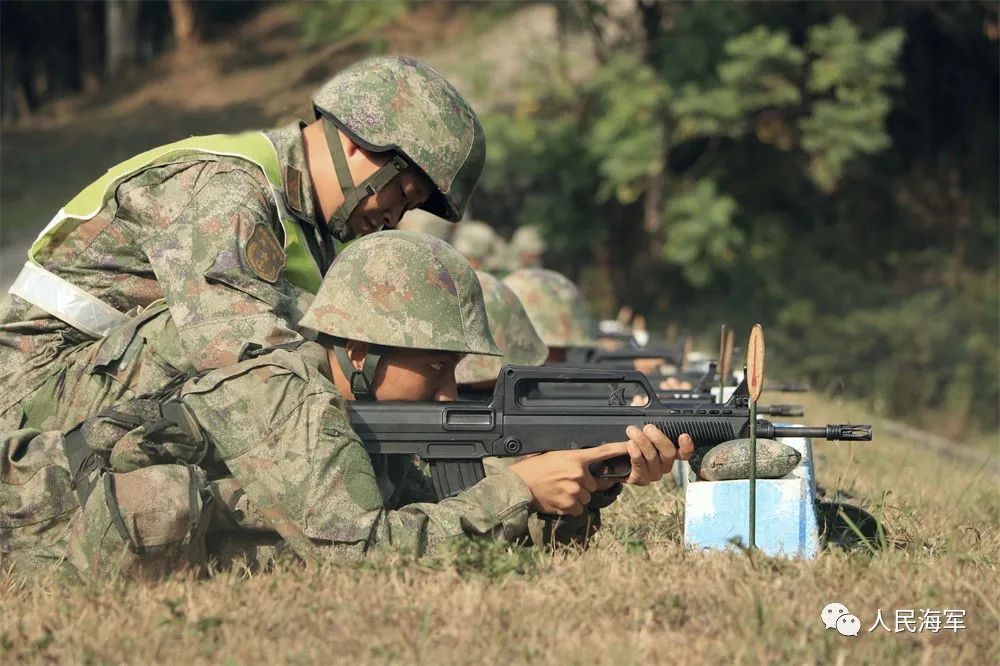 双人玩的射击手机游戏推荐_双人射击类游戏手机_射击游戏双人游戏