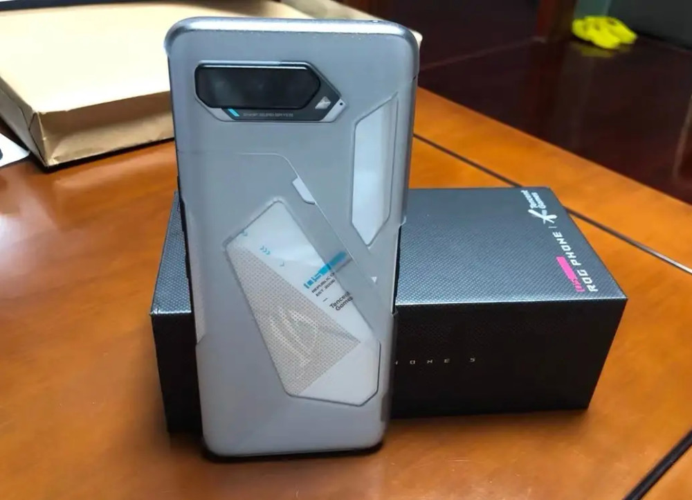 进化手机游戏有哪些_进化的手机游戏_游戏手机进化