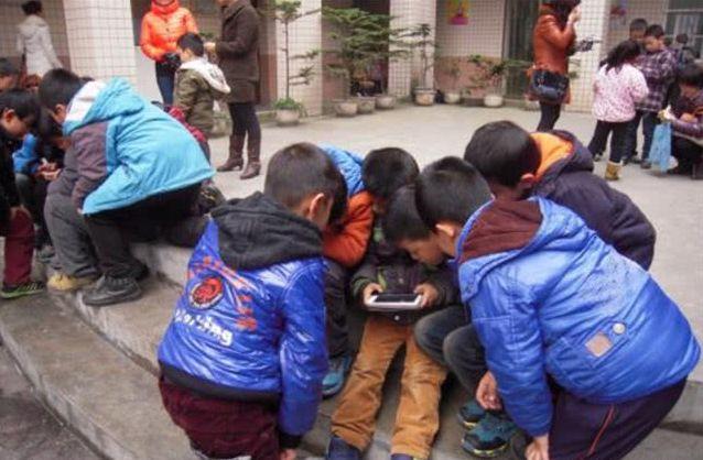 有没有小孩子玩的游戏不收费的_儿童免费游戏手机玩_小孩玩手机小游戏免费版