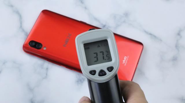 蜗牛游戏手机黑鲨手机-体验黑鲨手机:游戏无压力,手感超爽(图1) 蜗牛手机游戏有哪些_蜗牛游戏手机黑鲨手机_手机蜗牛游戏黑鲨怎么玩