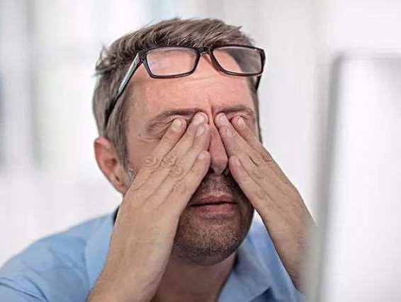 头晕是玩手机游戏导致的吗_头晕与玩手机有关系吗_玩手机游戏头晕眼花怎么办