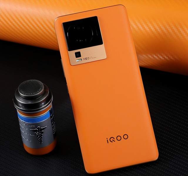 那款游戏手机性价比高_性价比最好的游戏手机排行_游戏手机中性价