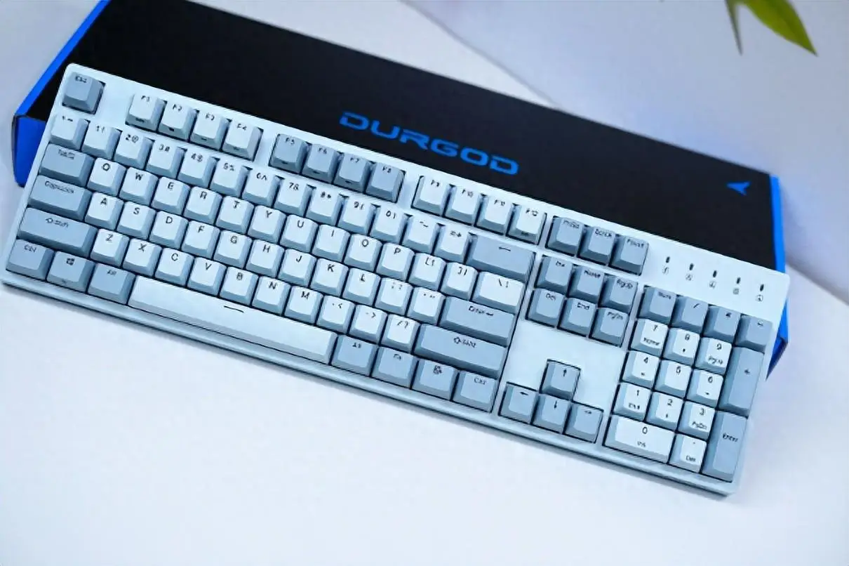 无线游戏机械键盘对比手机_无线机械键盘适合打游戏吗_无线机械键盘性价比