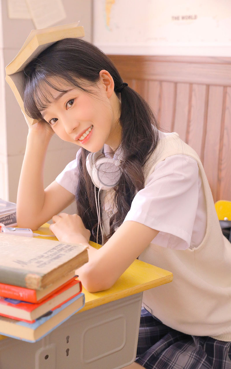 手游小学妹_学生的游戏手机_学生妹 手机游戏