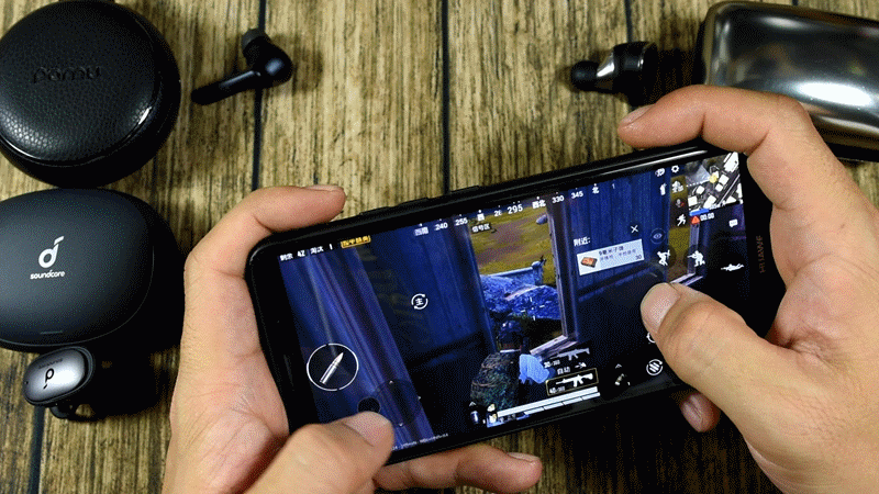 手机直播游戏插上耳机-手机直播游戏戴耳机,沉浸感、声音定位、私密感,你体验过吗?(图2) 手机直播游戏插上耳机_手机直播插耳机游戏没声音_带耳机直播游戏