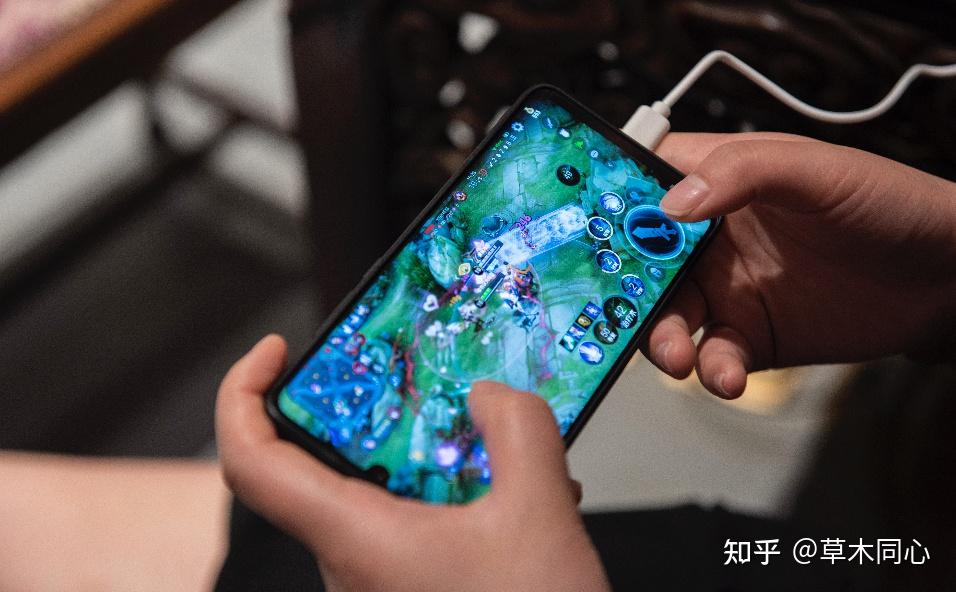 现实手机游戏-手机游戏:方便好玩但易沉迷,如何把握游戏与生活的平衡?(图3) 现实手机游戏_现实手机游戏推荐_手机真实游戏