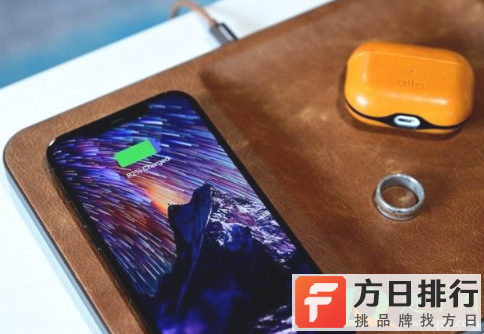 能让手机发烫的游戏_头发热烫视频_为什么开游戏手机发热发烫