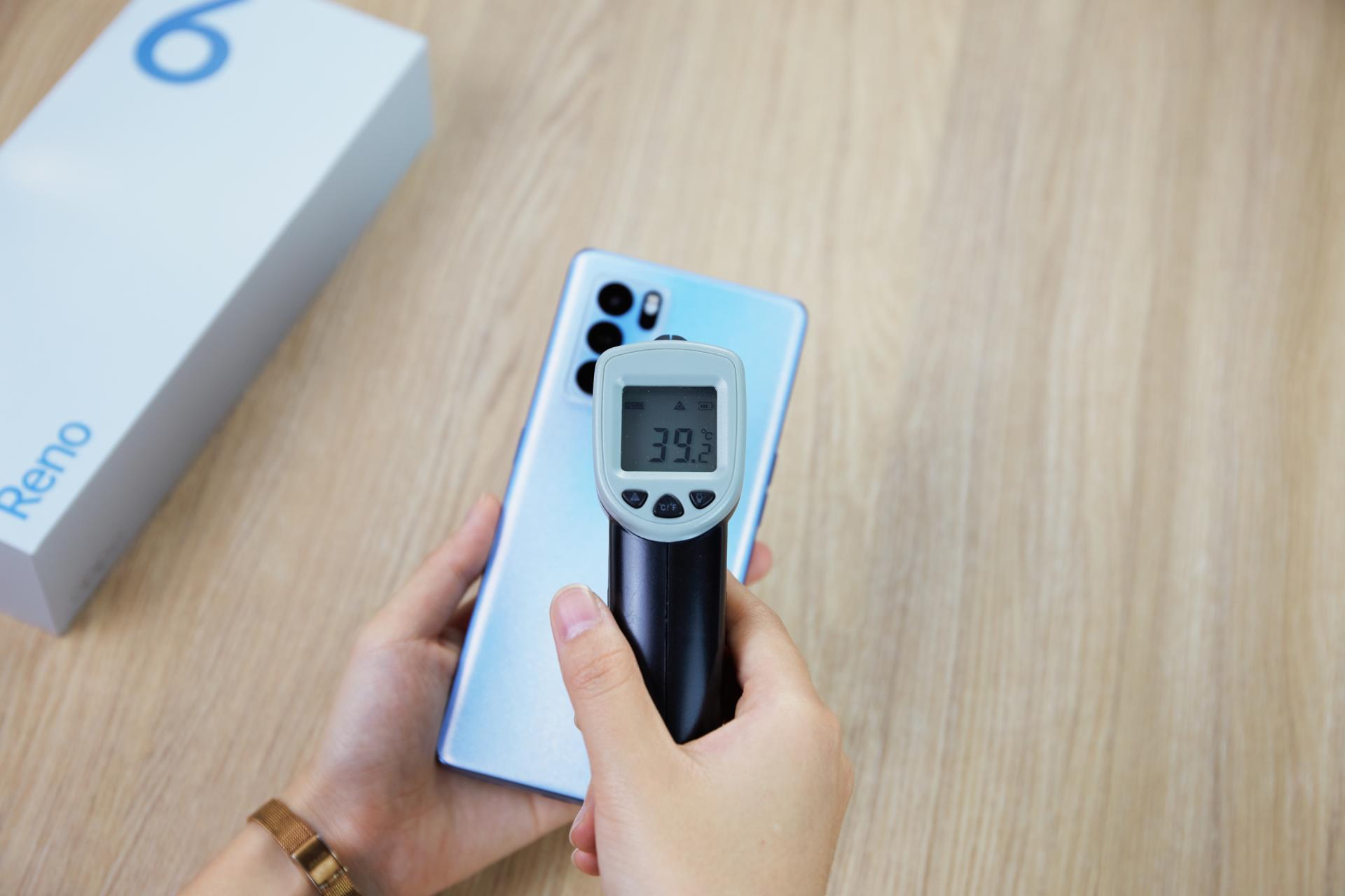 最发热的手机游戏_游戏手机发热温度_发烧游戏app