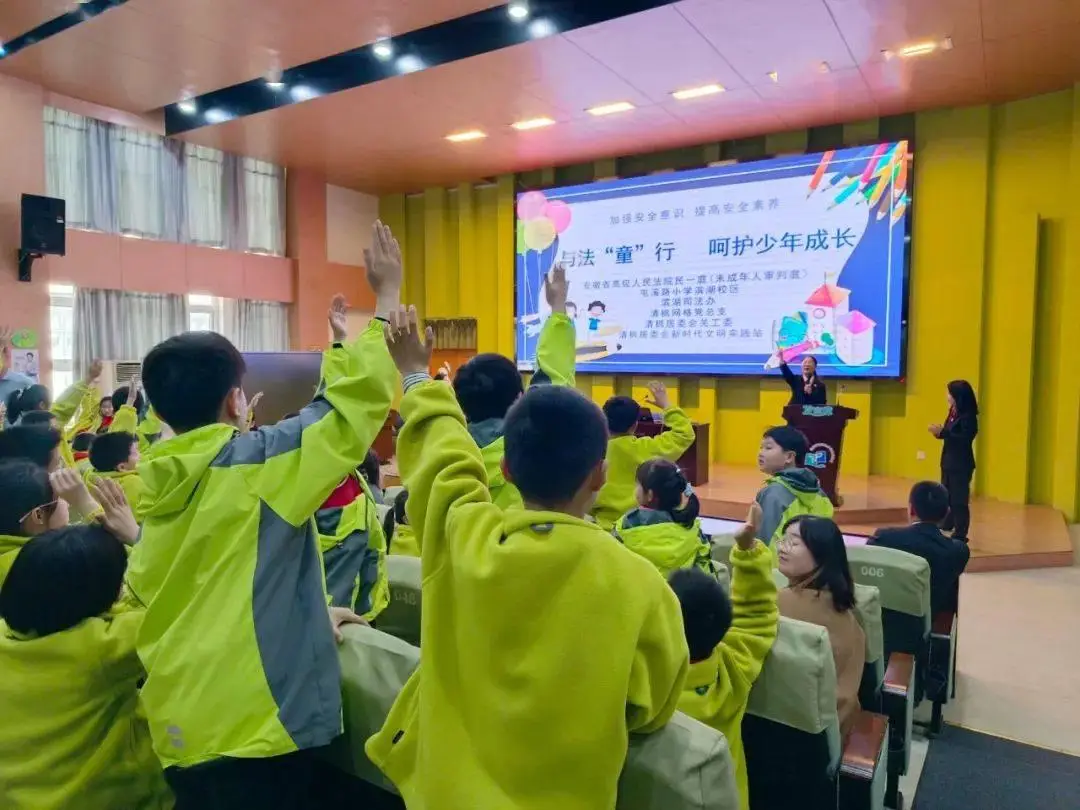 校园性经历游戏手机版_校园经历是什么意思_校园经营类游戏