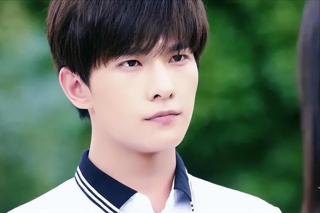杨洋真正的手机号_杨洋账号_杨洋用的什么游戏手机号