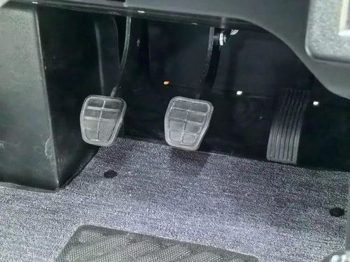 真实自动挡驾驶模拟器,体验未来驾驶的乐趣(图2) 真实自动挡驾驶模拟器,体验未来驾驶的乐趣(图2)