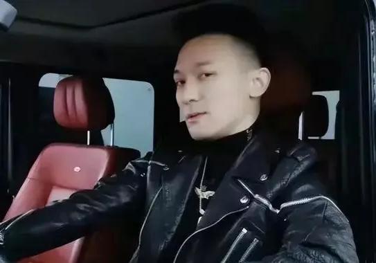 小宇哥游戏,小宇哥带你畅游游戏世界——探索经典与新颖的互动娱乐(图1) 小宇哥游戏,小宇哥带你畅游游戏世界——探索经典与新颖的互动娱乐(图1)