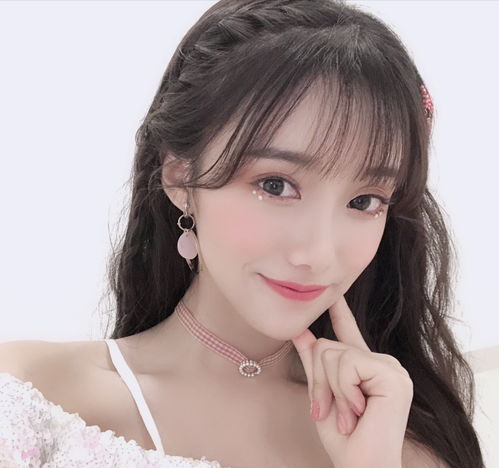 小钰爱游戏,电竞女神与游戏玩家的双重身份(图5)