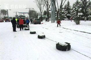 雪上轮胎游戏,雪上轮胎游戏的乐趣与挑战(图3)