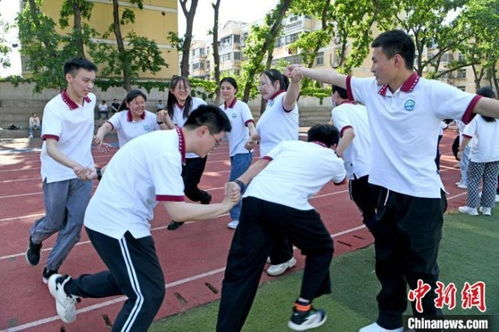 学生团体游戏,团体游戏在学生心理健康教育中的应用与价值(图3)