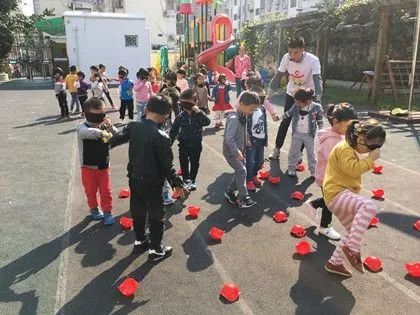 幼儿中班户外游戏大全,活力无限(图2)