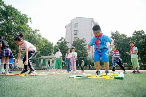 商场劳动游戏,体验现代服务业劳动者的日常挑战与机遇(图1)