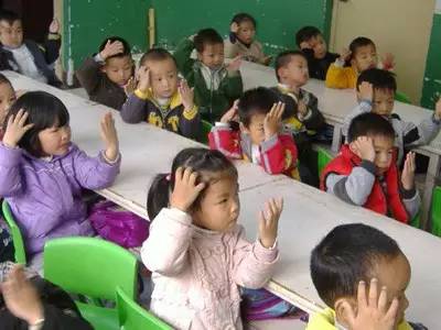 小班课堂小游戏,快乐学习(图3) 小班课堂小游戏,快乐学习(图3)
