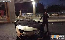 撞出兰博基尼游戏,兰博基尼撞车游戏体验解析(图2) 撞出兰博基尼游戏,兰博基尼撞车游戏体验解析(图2)