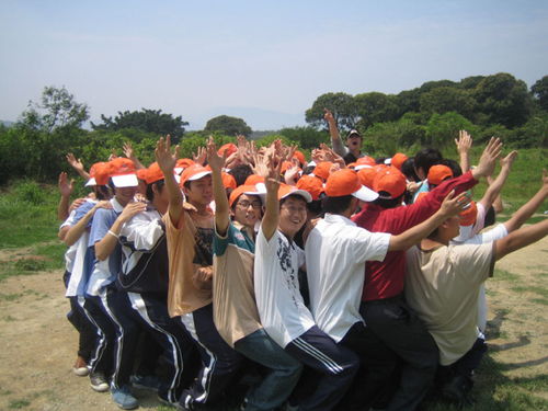 学校团队游戏,校园团队游戏活动精彩纷呈”(图2)