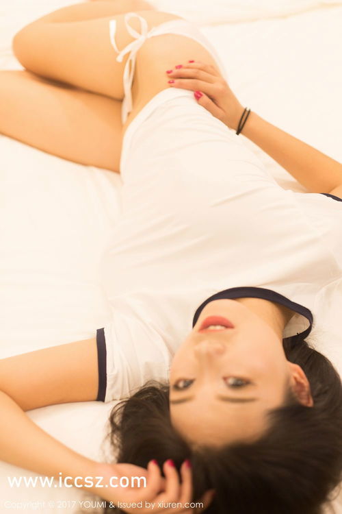 扒掉美女衣服的游戏,美女隐私的边界与伦理争议(图1) 扒掉美女衣服的游戏,美女隐私的边界与伦理争议(图1)