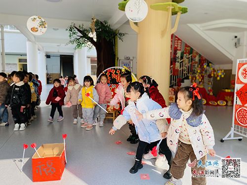 迎新会游戏(图3) 迎新会游戏(图3)