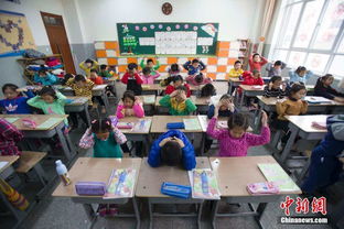 小学室内体育课游戏,室内体育课游戏精选”(图1) 小学室内体育课游戏,室内体育课游戏精选”(图1)