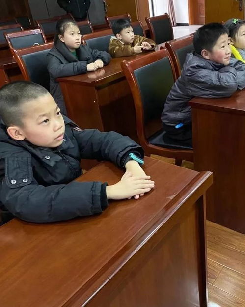美术课前小游戏,创意无限的小游戏启航(图2) 美术课前小游戏,创意无限的小游戏启航(图2)