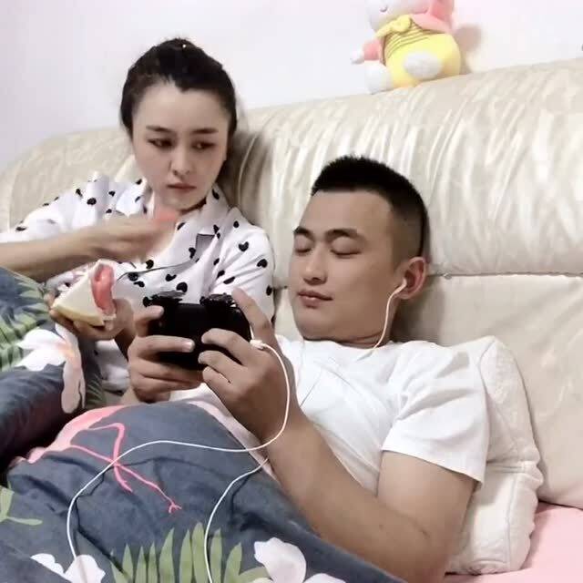 老公就知道玩游戏,揭开老公“游戏至上”的神秘面纱(图2) 老公就知道玩游戏,揭开老公“游戏至上”的神秘面纱(图2)