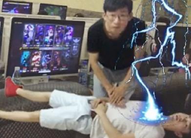 打游戏触电,揭秘游戏触电的刺激体验(图1) 打游戏触电,揭秘游戏触电的刺激体验(图1)
