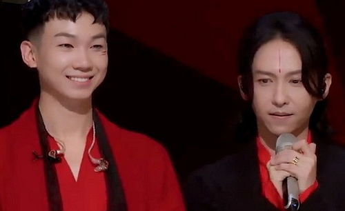 举眉游戏,趣味无限(图3) 举眉游戏,趣味无限(图3)