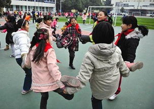 单脚追人游戏,趣味无限的运动挑战(图1) 单脚追人游戏,趣味无限的运动挑战(图1)
