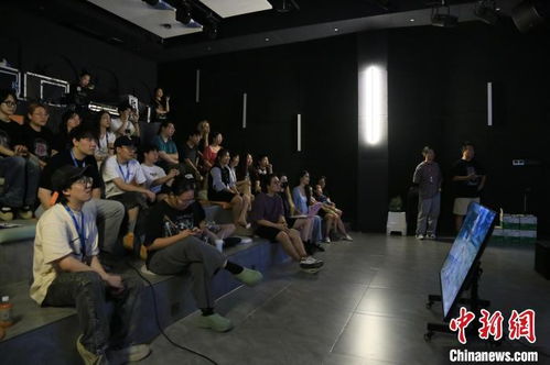 公司游戏现场,现场燃情!公司游戏盛宴精彩瞬间回顾(图2) 公司游戏现场,现场燃情!公司游戏盛宴精彩瞬间回顾(图2)