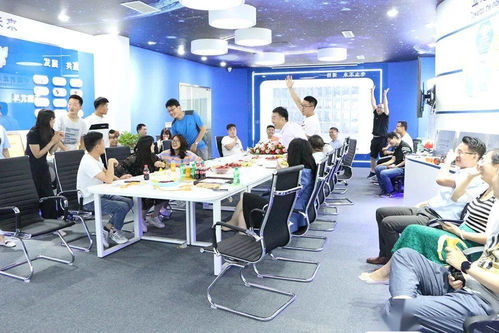 公司游戏现场,现场燃情!公司游戏盛宴精彩瞬间回顾(图3) 公司游戏现场,现场燃情!公司游戏盛宴精彩瞬间回顾(图3)
