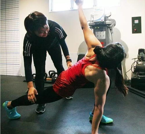 肌肉女生游戏,肌肉女生在游戏世界中的热血征程(图2) 肌肉女生游戏,肌肉女生在游戏世界中的热血征程(图2)