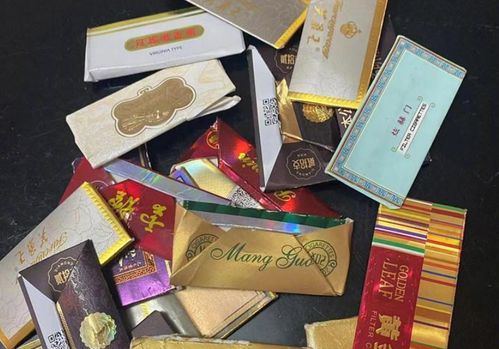 烟盒冒游戏,揭秘神秘烟盒中的奇幻冒险之旅(图1) 烟盒冒游戏,揭秘神秘烟盒中的奇幻冒险之旅(图1)