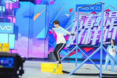 跳高游戏视频,揭秘跳高游戏的精彩瞬间(图2) 跳高游戏视频,揭秘跳高游戏的精彩瞬间(图2)