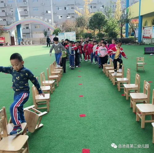 体育游戏板凳游戏,体育竞技场上的趣味互动挑战(图1)