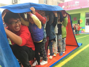 幼儿游戏开船,探索开船乐趣(图2) 幼儿游戏开船,探索开船乐趣(图2)