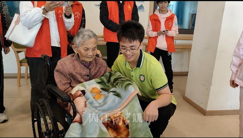 陪老人游戏,创意游戏乐翻天(图1) 陪老人游戏,创意游戏乐翻天(图1)