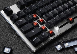 游戏键盘 富勒樱桃轴g87,游戏键盘中的性能与品质典范(图2)