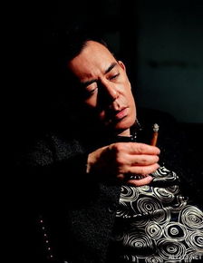 打黄秋生游戏,揭秘影帝的娱乐魅力与幕后故事(图1)