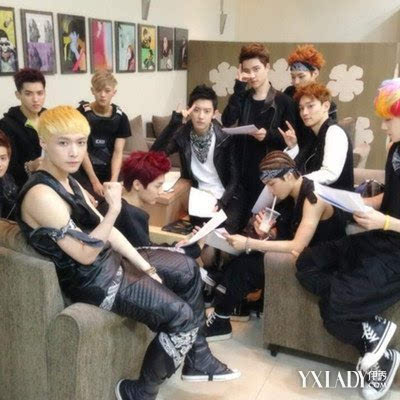 宿舍里的游戏 exo,EXO的青春狂欢(图3)