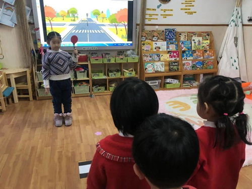 小班红绿灯游戏,红绿灯游戏欢乐多(图1) 小班红绿灯游戏,红绿灯游戏欢乐多(图1)