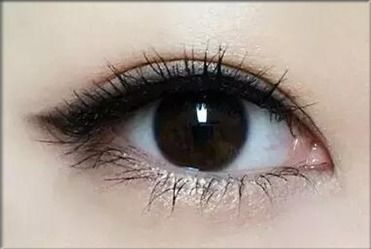 炫彩眼妆Fun真人化妆游戏下载,轻松下载体验美妆乐趣(图1)