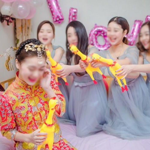 新娘结婚拦门游戏,新娘拦门游戏欢乐多(图3)