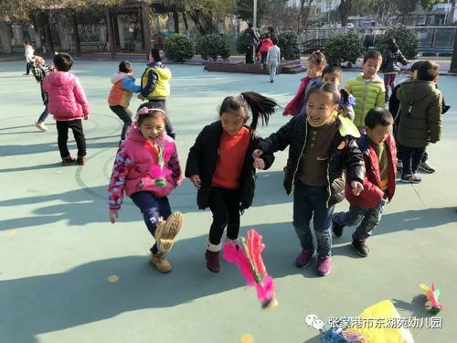 丢手绢游戏的好处,培养孩子社交与团队协作能力的游戏益处(图3) 丢手绢游戏的好处,培养孩子社交与团队协作能力的游戏益处(图3)