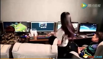 网吧玩游戏女友被上,情感纠葛引热议(图2) 网吧玩游戏女友被上,情感纠葛引热议(图2)