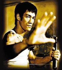 恶魔游戏李小龙小说,李小龙的生死较量(图2) 恶魔游戏李小龙小说,李小龙的生死较量(图2)